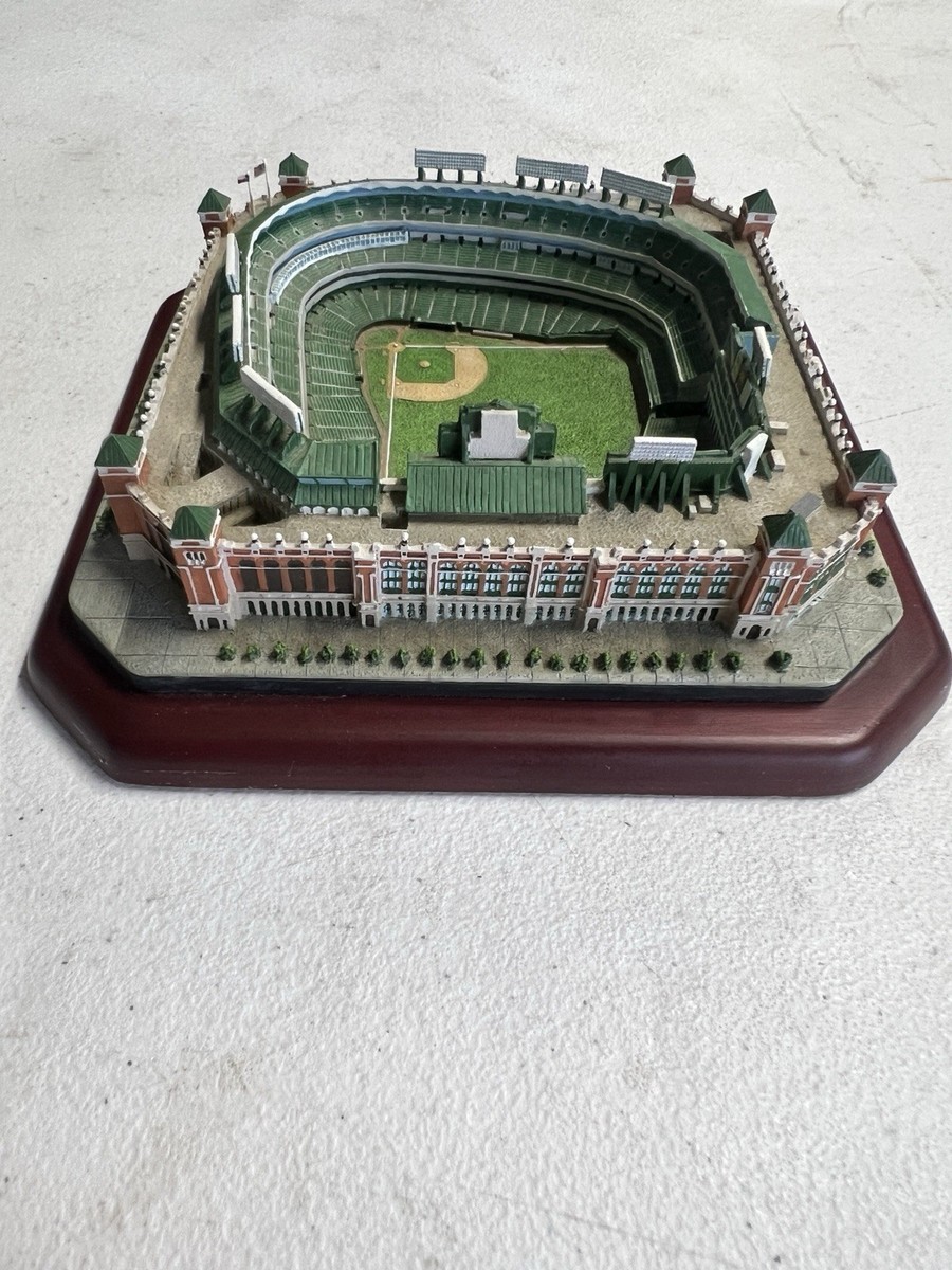 OG　ボールパークインアーリントン　スタジアムフィギュア Danbury Mint The Ballpark in Arlington Texas Rangers Replica