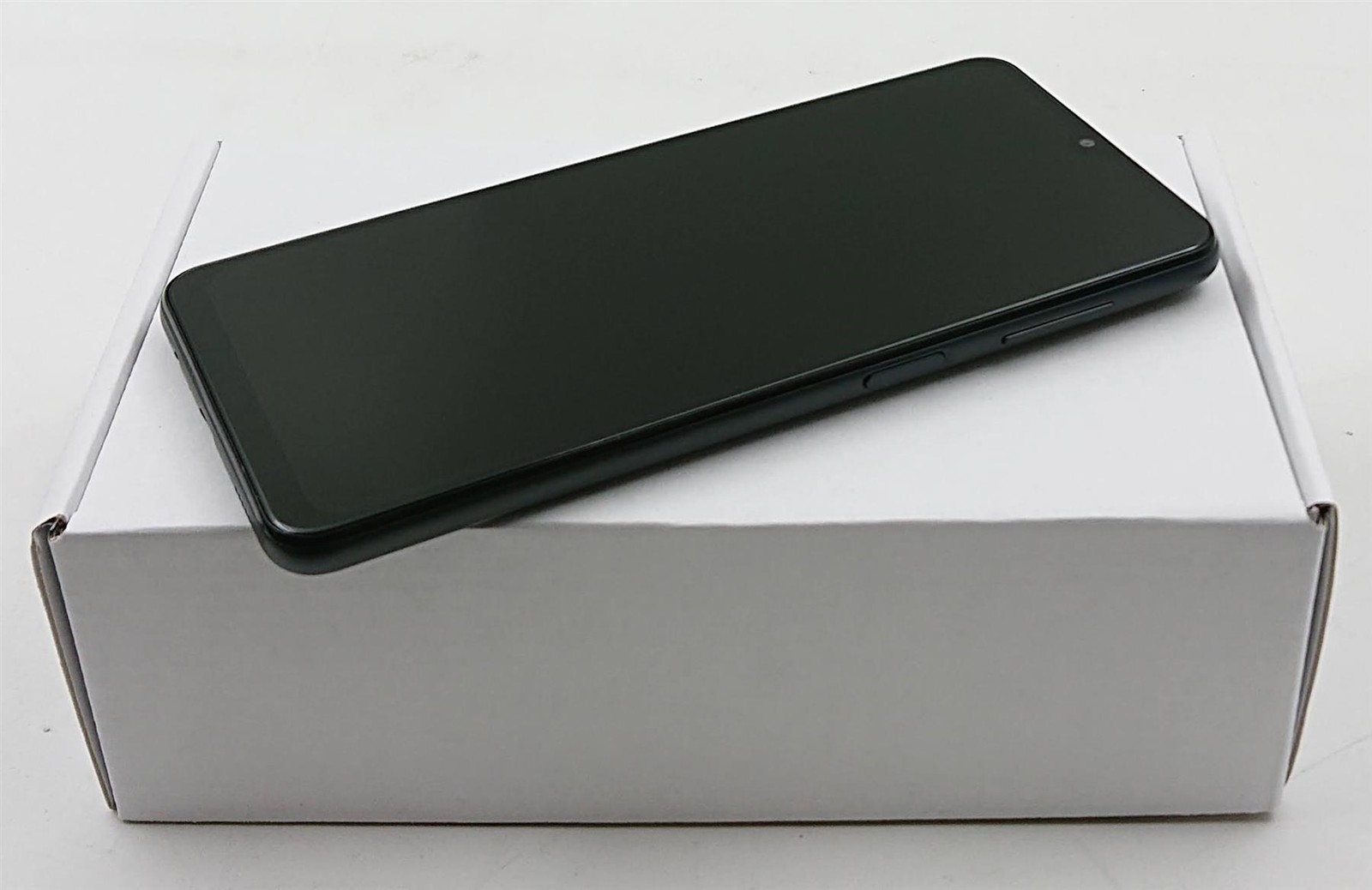 SAMSUNG GALAXY A12 64GB BLACK DUAL SIM UNLOCKED IMMACULATE CONDITION