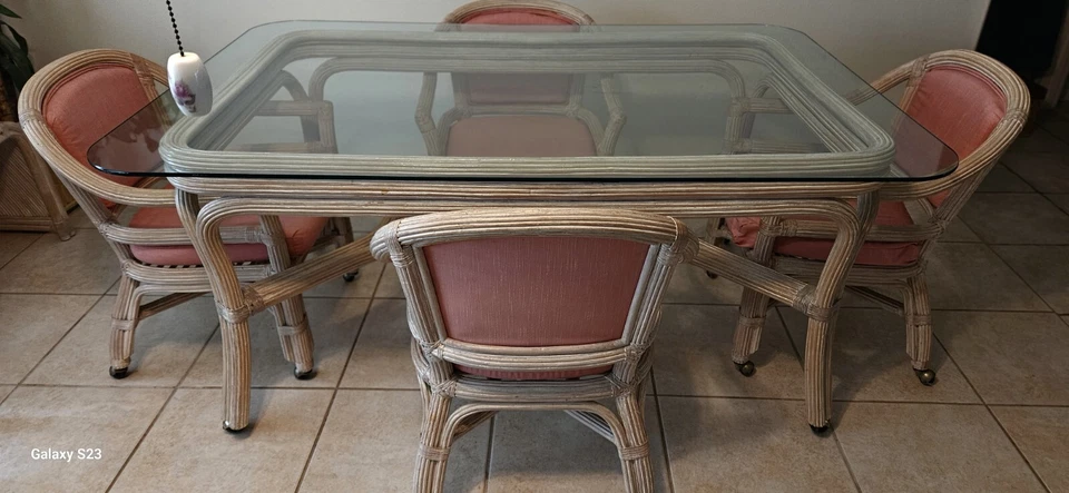 Henry Link PALM BEACH REGENCY 7 PIEZAS JUEGO DE COMEDOR RATÁN BLANCO LAVADO CORAL Foto 3 de 4