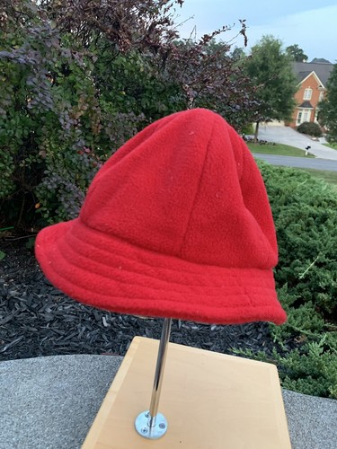 NWT Orvis Hat Fleece Cloche Red Size 1 