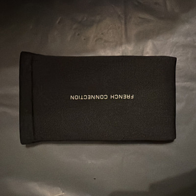 French Connection Schwarz Brillenetui Softcase / Etui für Unisex