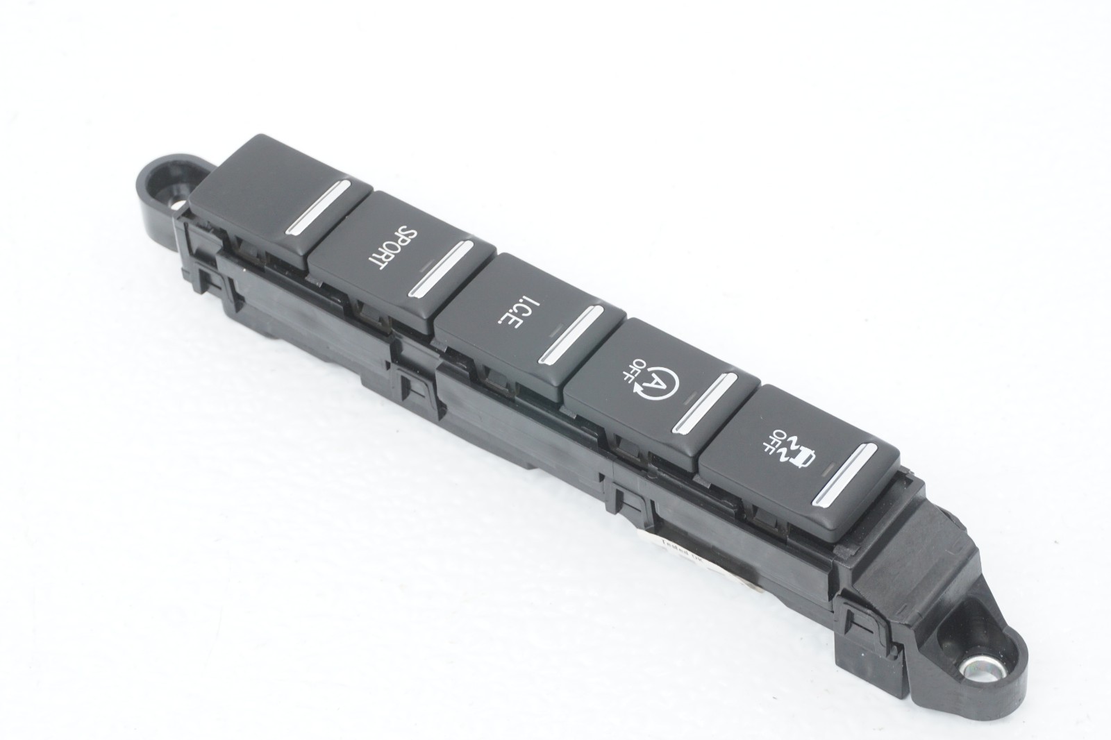 2017-2020 MASERATI GHIBLI OEM TRACTION CONTROL SWITCH 670126328