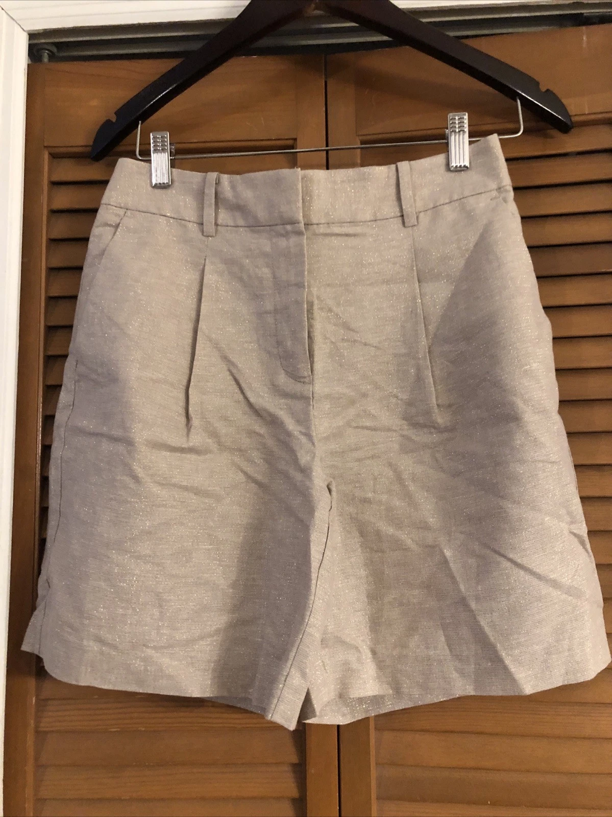 NWT Wmns LOFT Linen Blend Tan with Gold Thread Peyton Shorts Sz 2 Petite