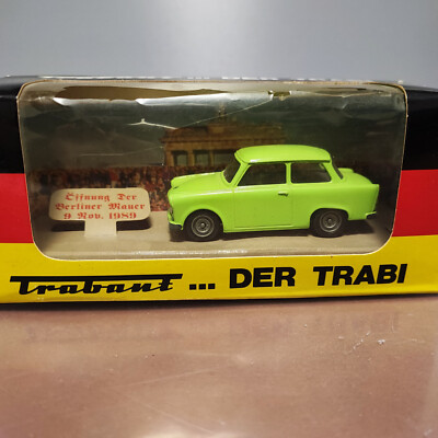 Vitesse 1:43 Trabant ''der Trabi'' Berliner Mauer Öffnung 9.11.1989 hellgrün
