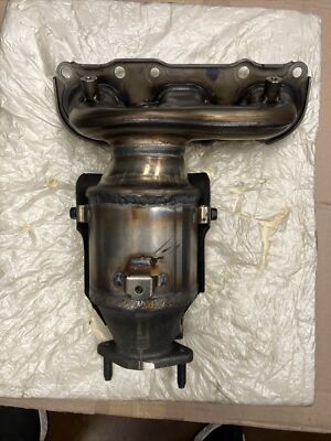 28510-3CLB0 2016-2018 Sorento V6 FWD Right Side Exhaust Manifold W/Catalyst New