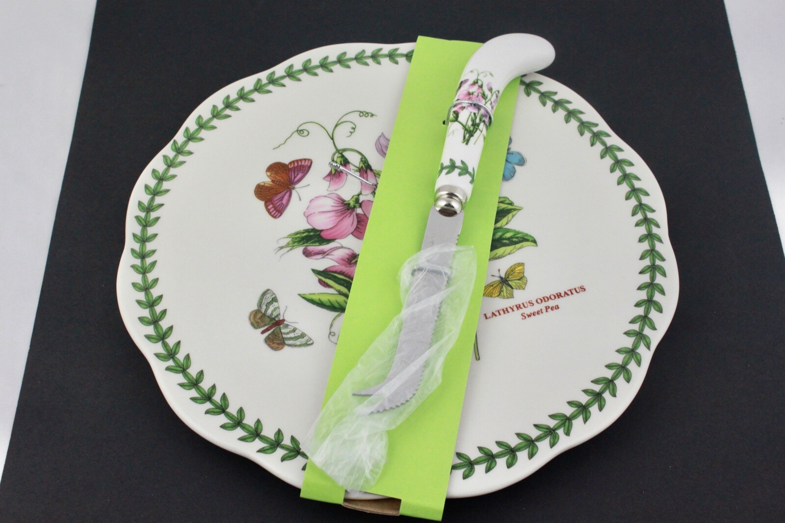 PORTMEIRION BOTANIC GARDEN SWEET PEA 9” CHEESE PLATE WITH KNIFE NEW