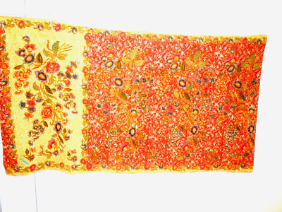 FABRIC WITH BATIK DESIGN--- VINTAGE IN EXCELLENT NWOT CONDITION--72'' X 40''