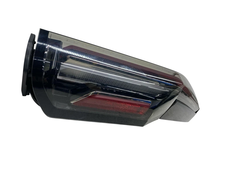 2021-2024 CADILLAC ESCALADE ESV REAR RIGHT SIDE LED TAIL LIGHT LAMP *SCRATCHES* - Image 2 of 4