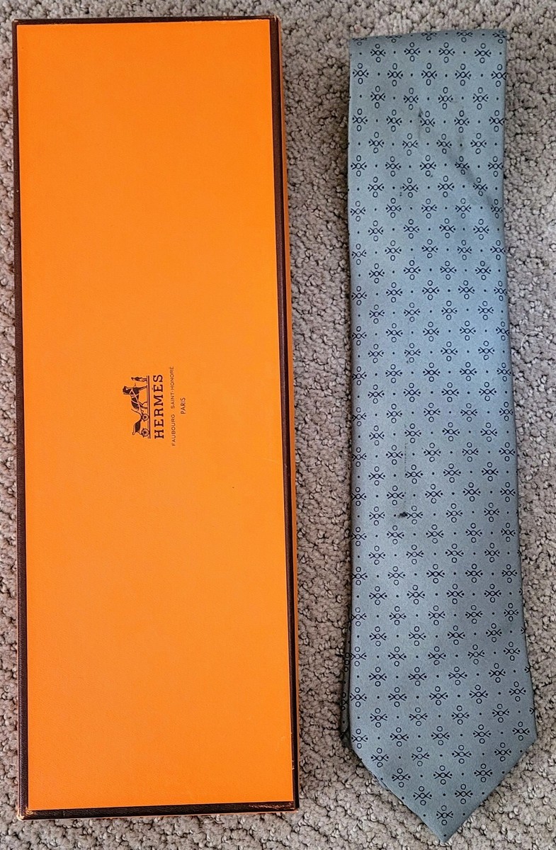 AUTH HERMES VINTAGE 100% SILK NECK TIE BOX PREOWNED GREEN | eBay AUTH HERMES VINTAGE 100% SILK NECK TIE BOX PREOWNED GREEN | eBay