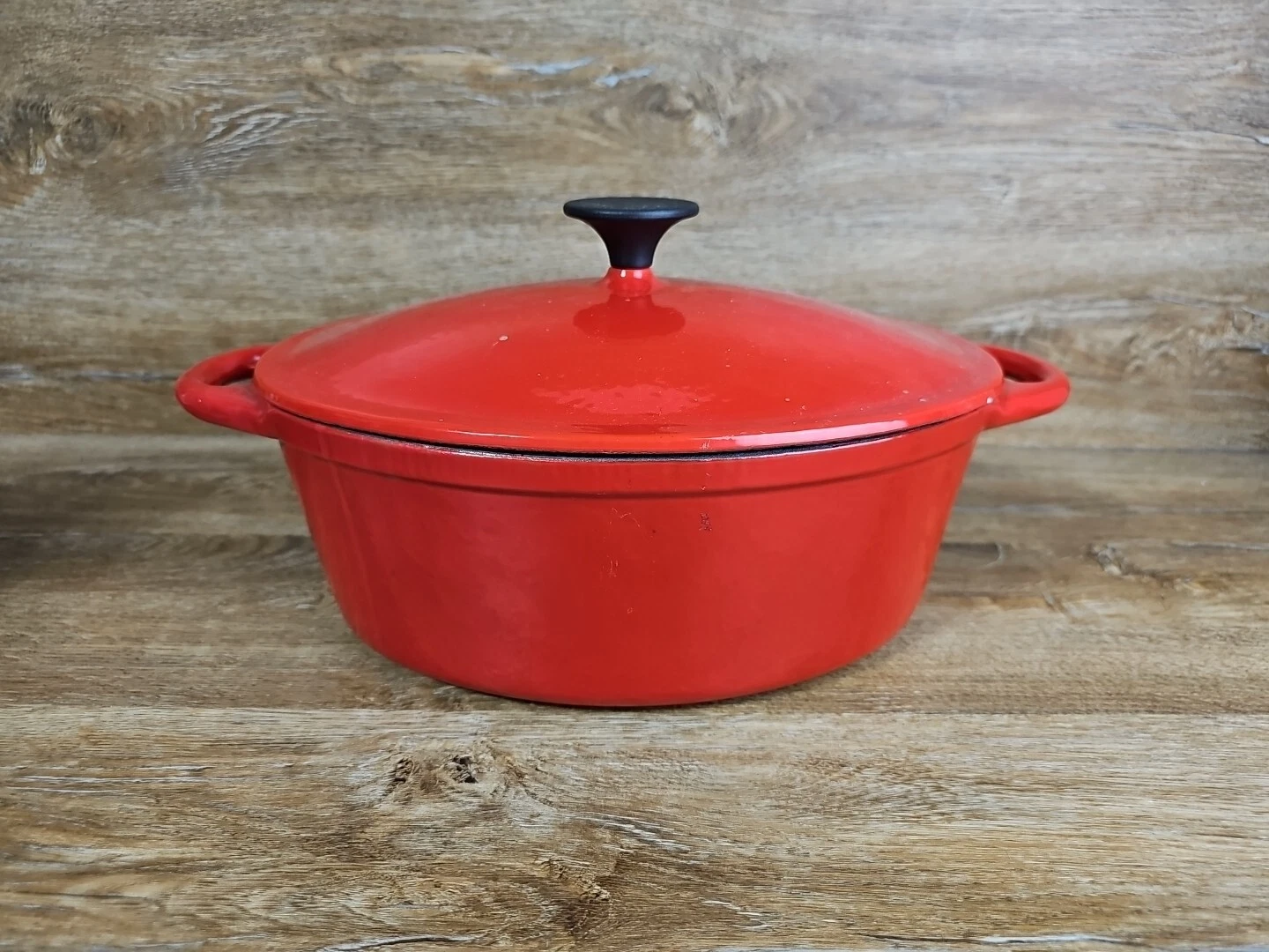 Red Enamel Cast Iron Dutch Oven 5qt