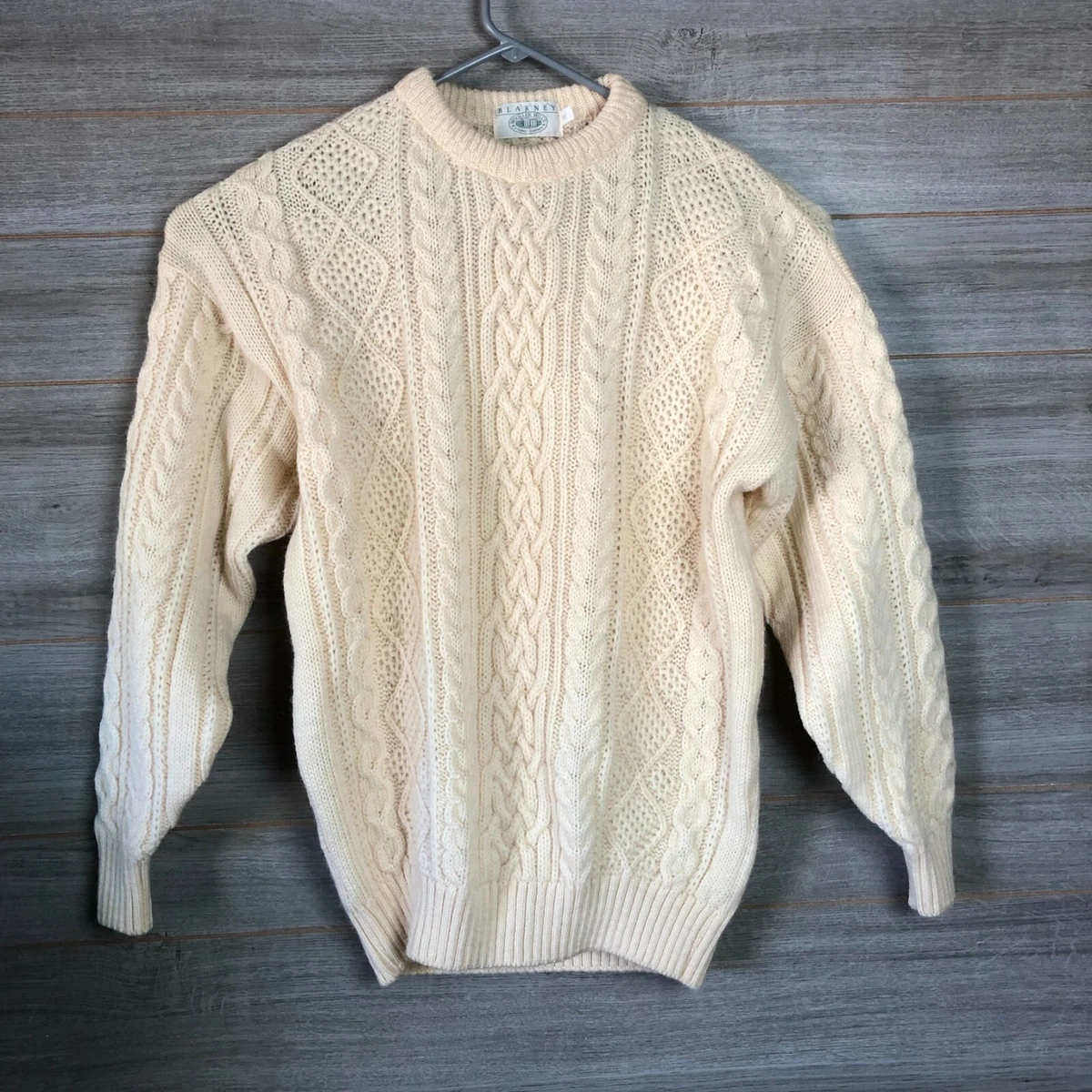 Fisherman cable top knit sweater