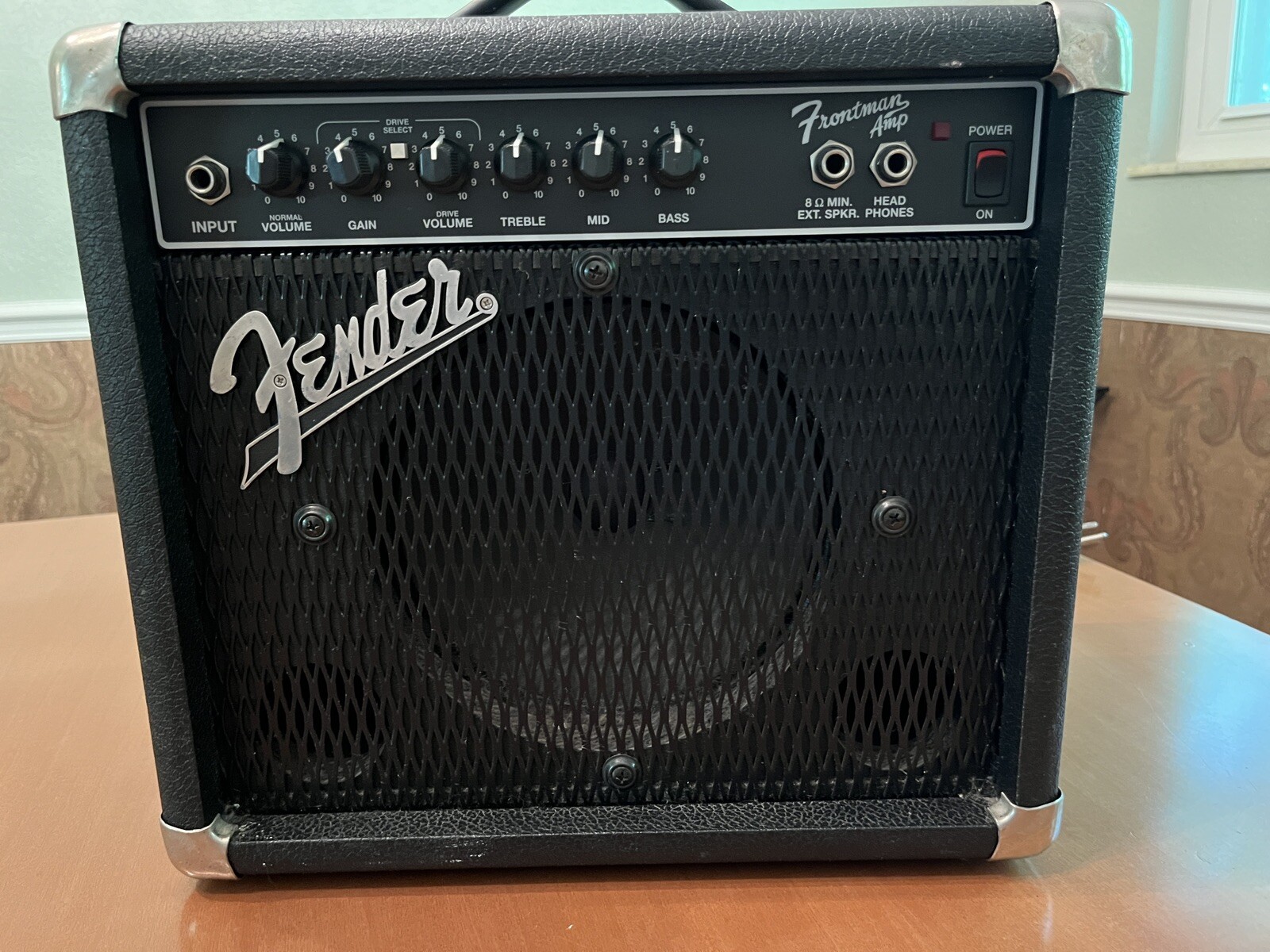 Fender Frontman Reverb Guitar Amp 38 W 120V60Hz Type PR 241. Tested