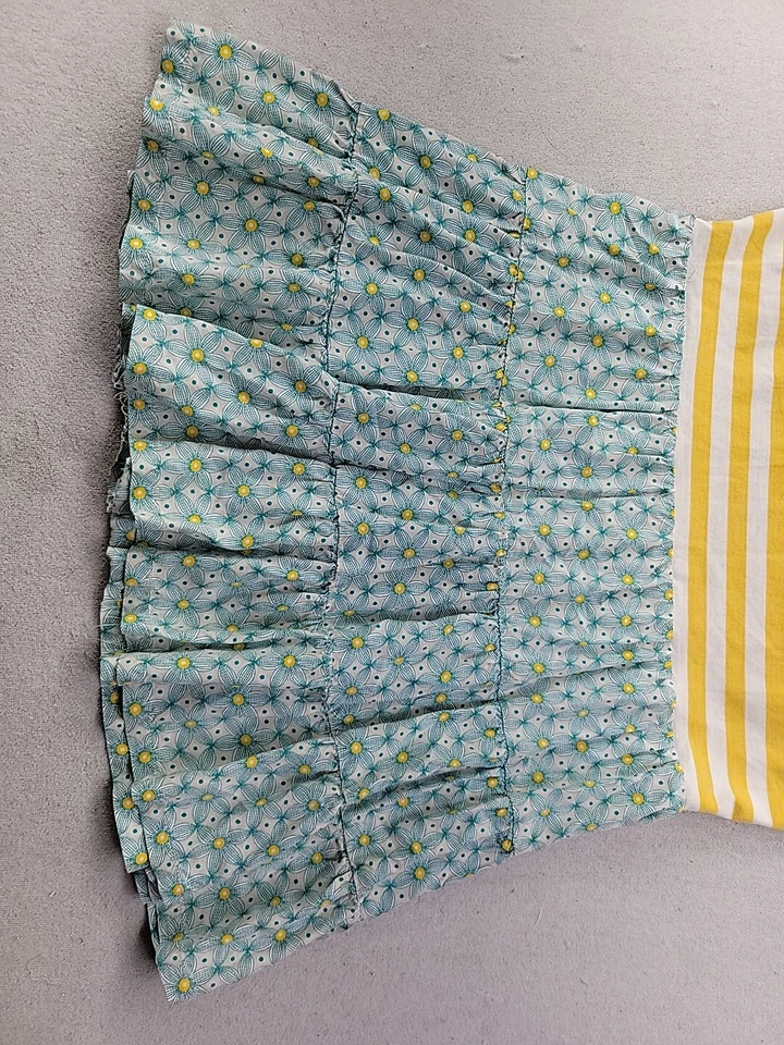 Camiseta sin mangas Matilda Jane para mujer talla S y acampanada amarillo azul peplum floral en capas Foto 2 de 4