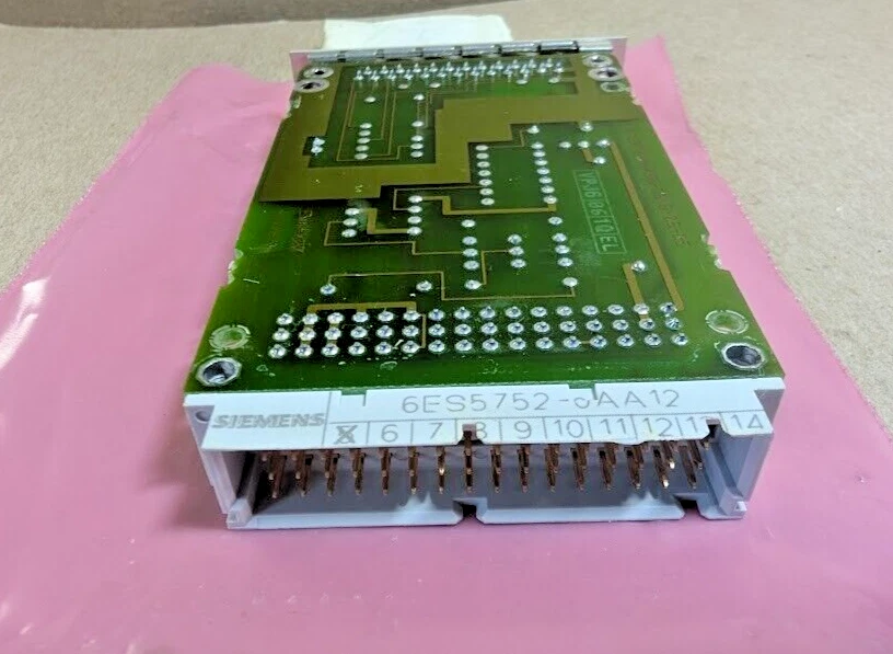 SIEMENS 6ES5-752-0AA12 SIMATIC S5 Interface module 20 mA Current Loop TTY (New) - Image 4 of 4