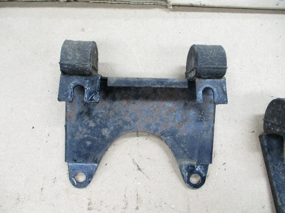 Rolls Royce Silver Shadow - Window Regulator Mount Bracket (4) - Image 2 of 3