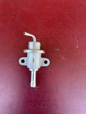 1990 1991 1992 1993 Honda Accord 2.2L Fuel Injection Pressure Regulator F22A OEM