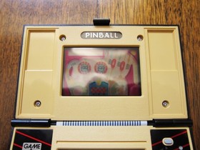 NINTENDO Pinball Game and Watch in Excellent Condition (PB-59) 1983