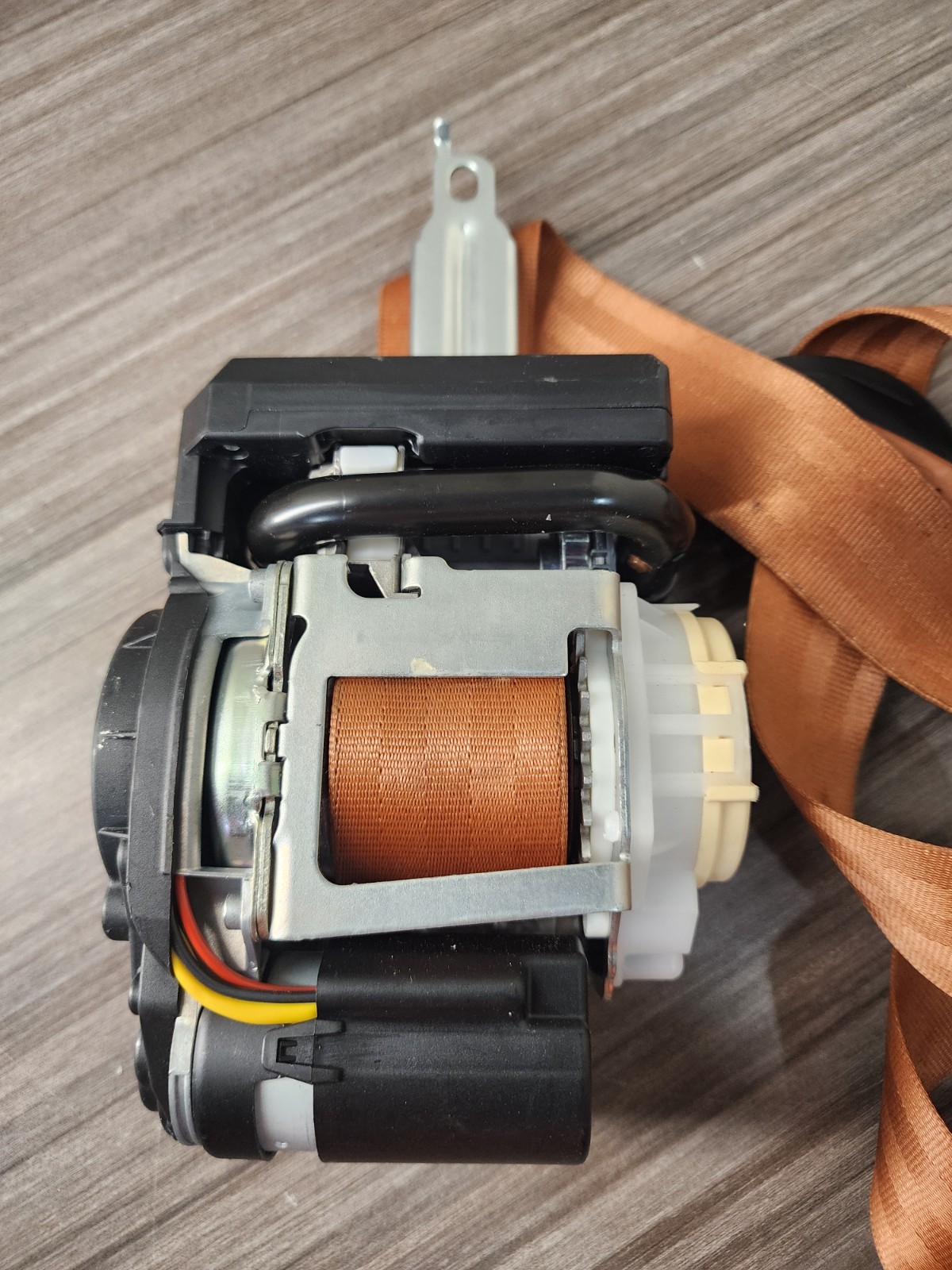 2019 Bentley Continental GT III Seat Belt Pretensioner Assembly Maple Brown