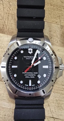 Victorinox Swiss Army Professional Diver Herren Quarz 200m Datum Drehlünette - Bild 1 von 4