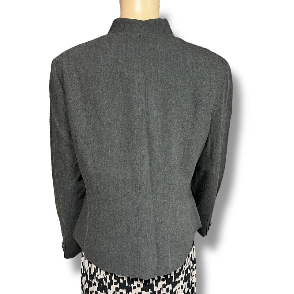 CAbi Womens Blazer Jacket Military Style Gray Embroidered Button Accents Sz 10 - Image 4 of 4