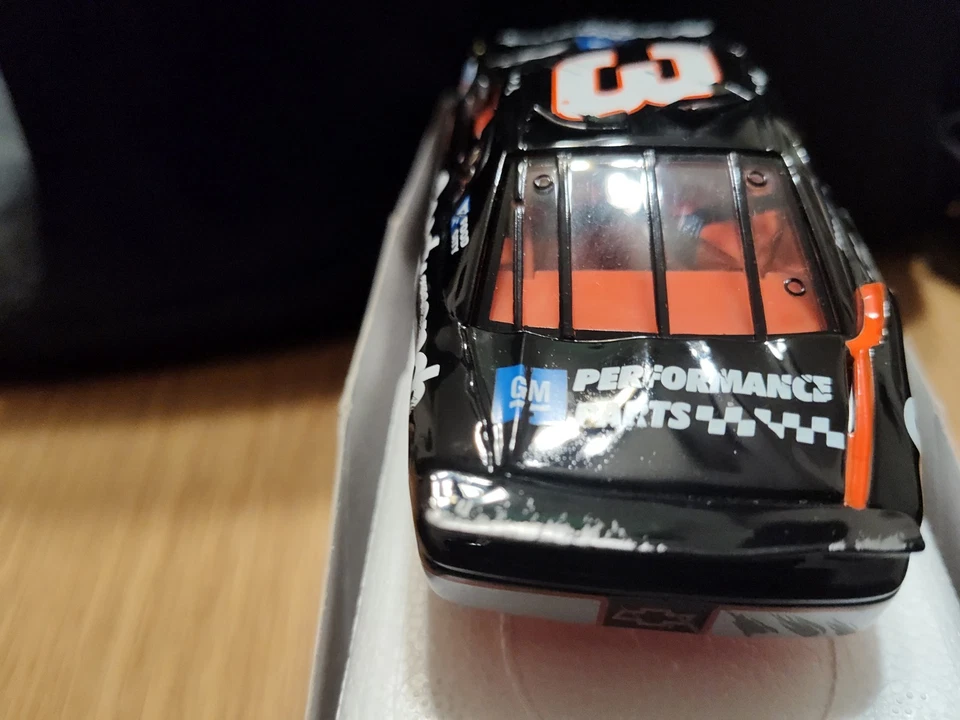 Dale Earnhardt #3 GM Goodwrench 1/32 RCR MUSEUM Raced Version SERIES 2000 - Image 3 of 4