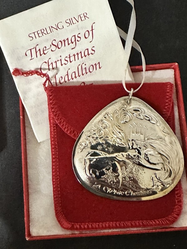 Towle 1987 Sterling Silver Songs of Christmas Medallion A White Christmas