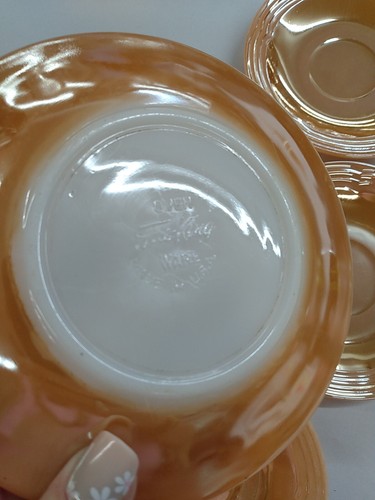 Set Of 5 Vintage Fire King Peach Luster 3 Band Saucers - Picture 3 of 5