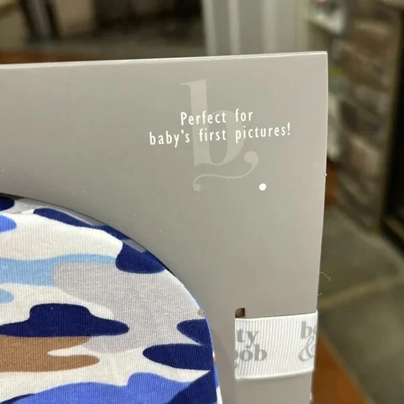 Betty & Bob NUEVO CON ETIQUETAS 2 piezas conjunto bebé niño envoltura manta y sombrero valor $28 / $15.99 Foto 3 de 4