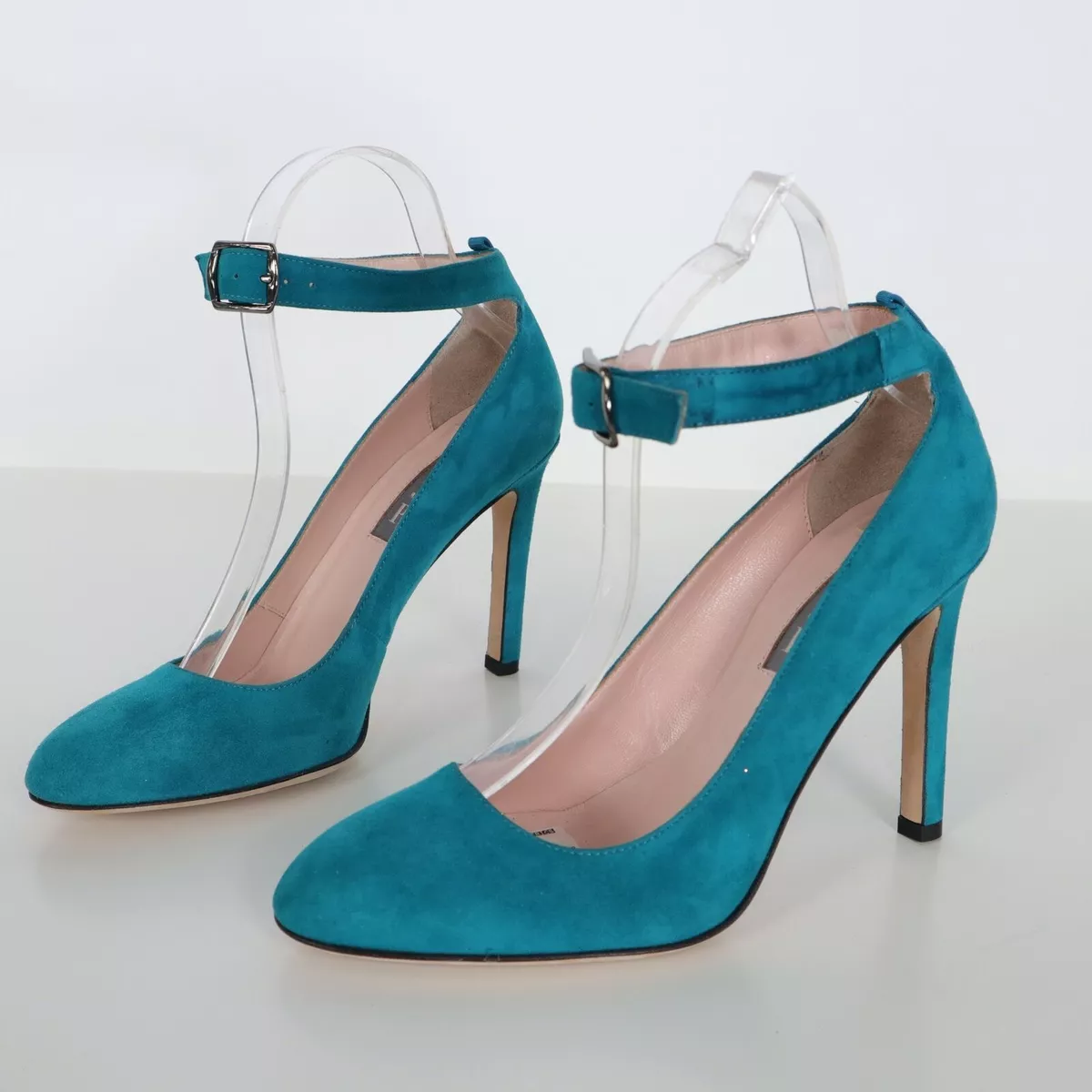 Teal color deals pumps
