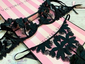 Victoria's Secret LUXE Unlined Appliqu&eacute; Embroidered Demi Brazilian Bra Set Black