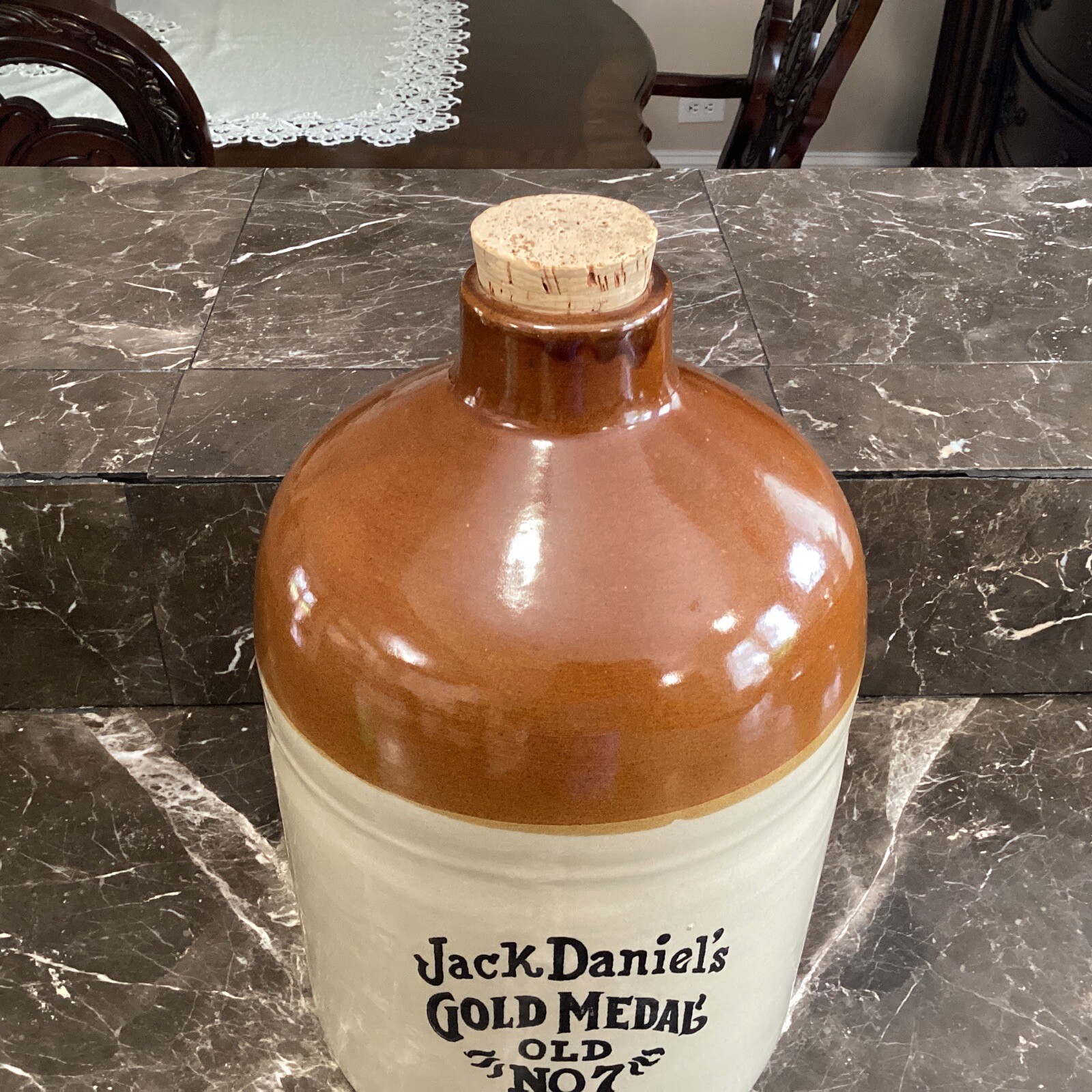 RARE JACK DANIELS GOLD MEDAL OLD NO.7 WHISKEY 2 GALLON JUG CORK