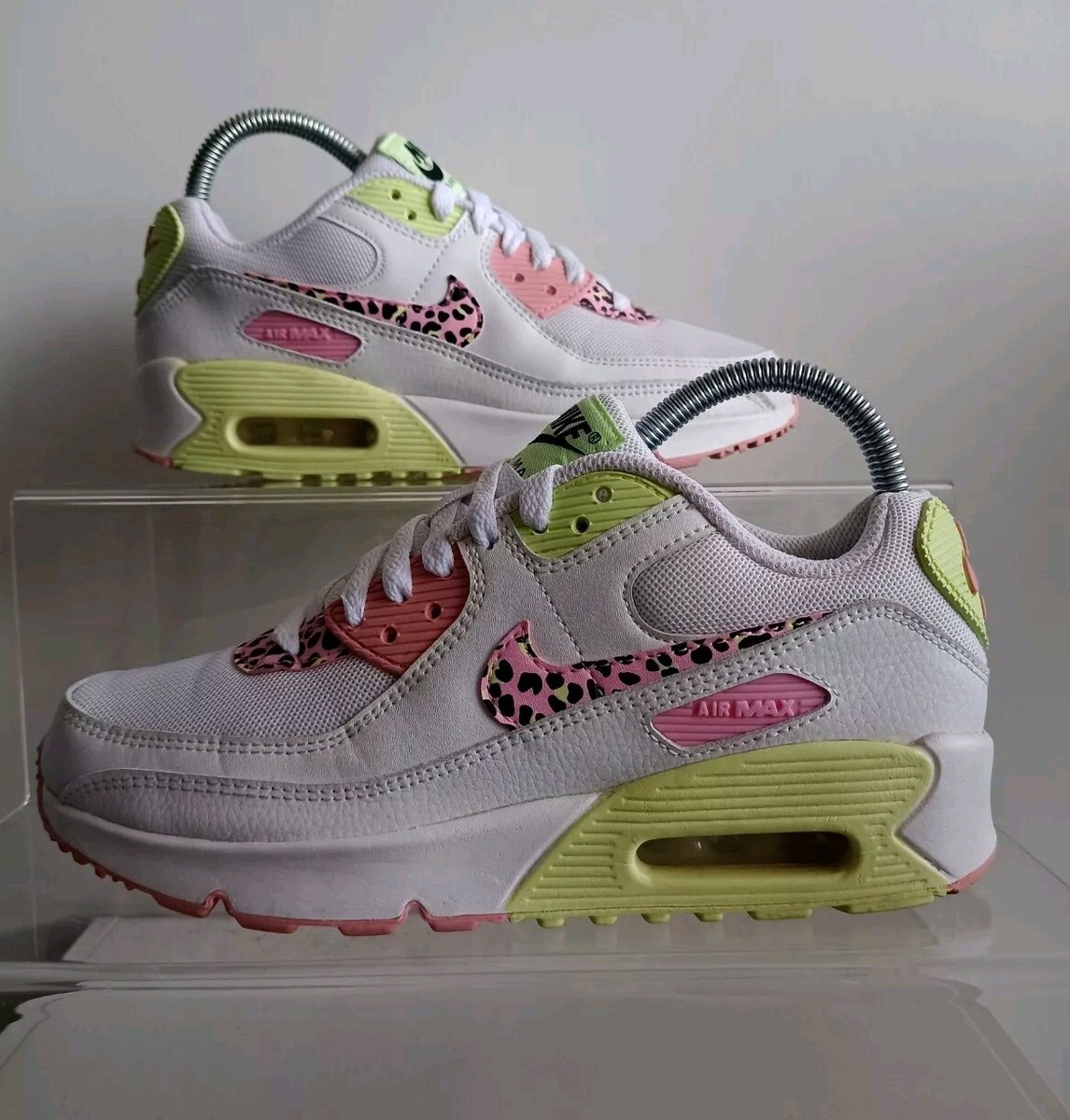 nike air max barely volt