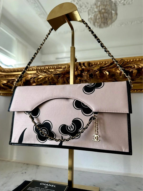 Chanel Camelia clutch pochette bag