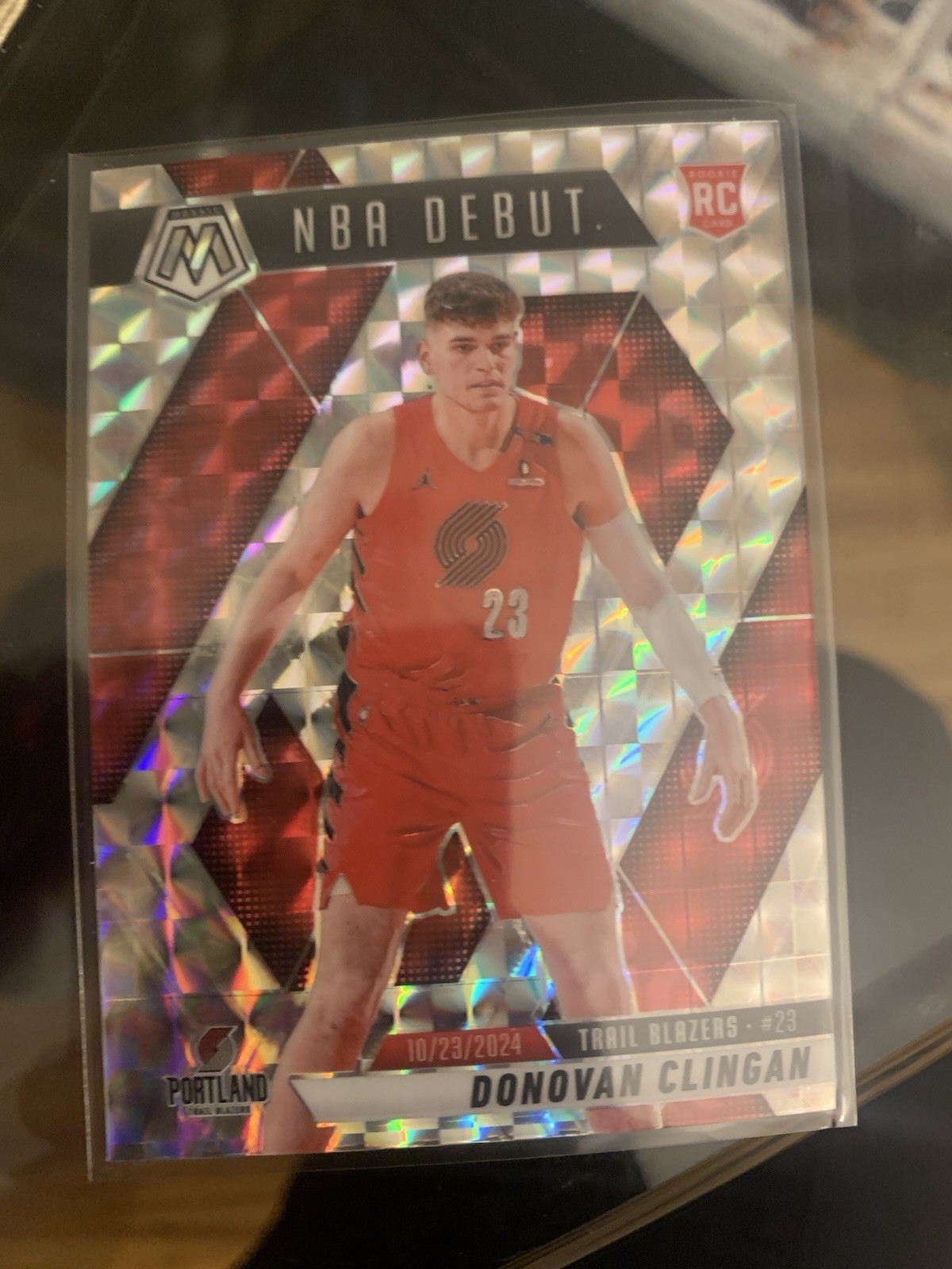 2024-25 Panini Mosaic - NBA Debut Donovan Clingan #261 Mosaic Prizm (RC)