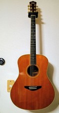 YAMAHA Acoustic Guitar LA37