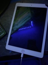 iPad Air 2 64gb A1566 Cracked Screen #9