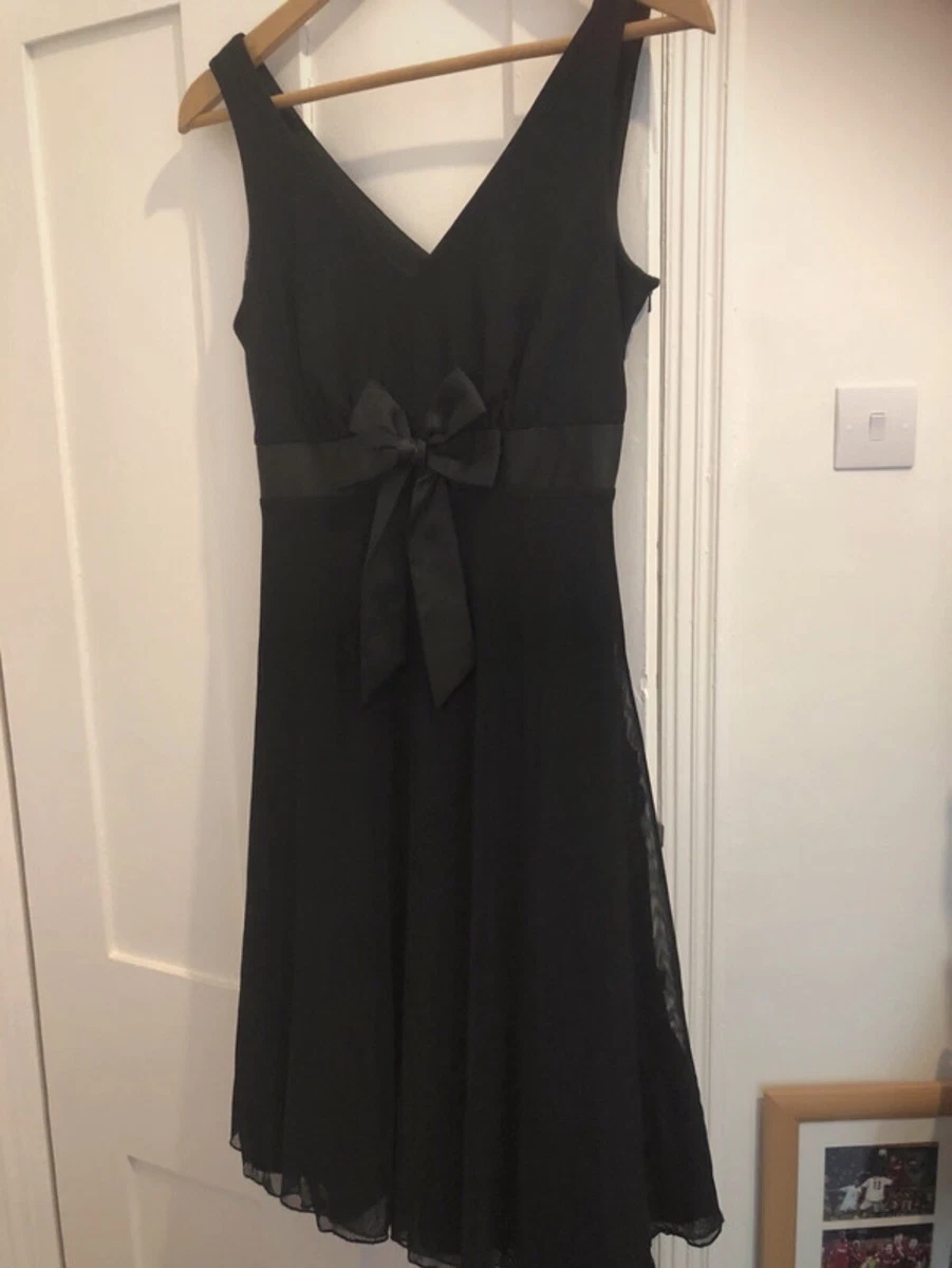 Little black dress shop christmas