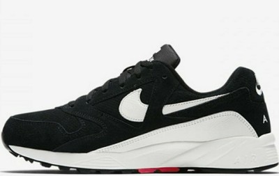 nike pegasus 34 black gold