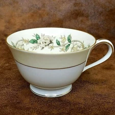 Noritake China Footed Tea Cup White Rose 5020 1940s Japan