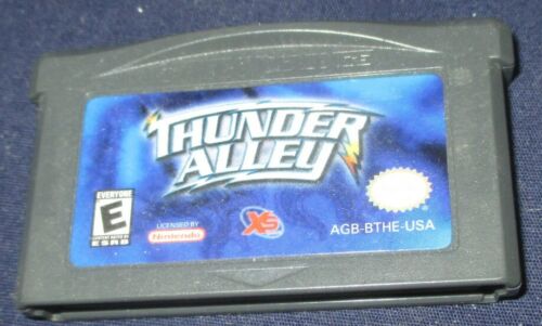 Thunder Alley (Nintendo Game Boy Advance, 2004) - Picture 1 of 2