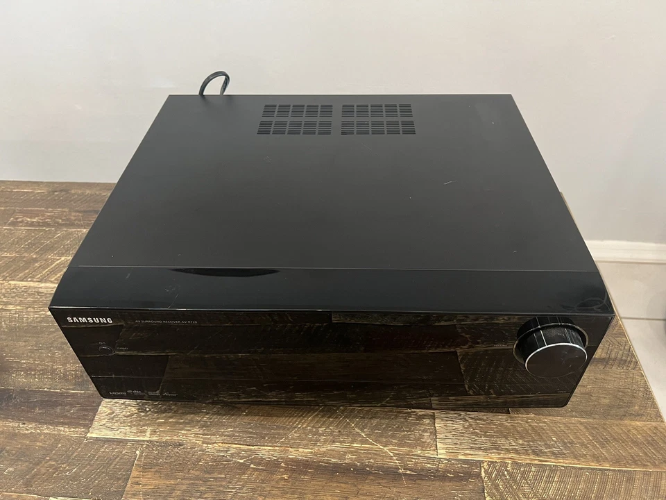 SAMSUNG AV-R720 7.1 SURROUND SOUND RECEIVER 100W Parts Only - Image 4 of 4