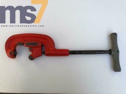 RIDGID 2A/202 HEAVY DUTY PIPE CUTTER 1/8" TO 2" CAPACITY #6 - Picture 4 of 4