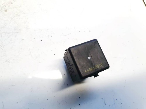 Mercedes-Benz R-CLASS 2007 Relay module a0025421319, v23134-b52-x3 #1393830-65