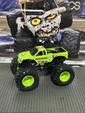 Monster Jam Avenger Green Loose 4X4 Truck HTF 1/64 Diecast Pickup Green Hub