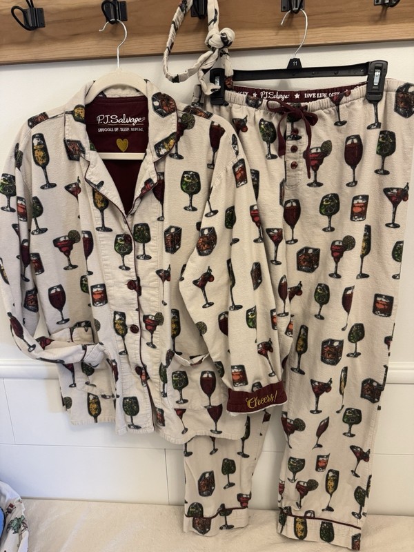 PJ SALVAGE 3 Pc Flannel Pajama set W Headband Sz L Beige Front Pockets CHEERS