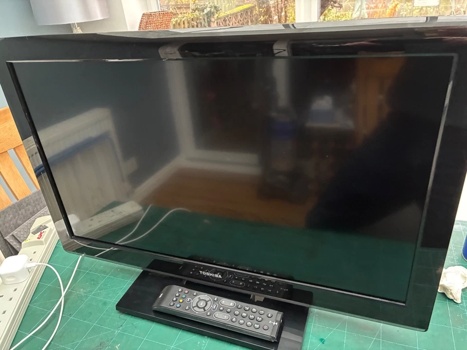 Toshiba LCD Colour TV/DVD Model 26DL933B In Good Working Order - Image 3 of 4