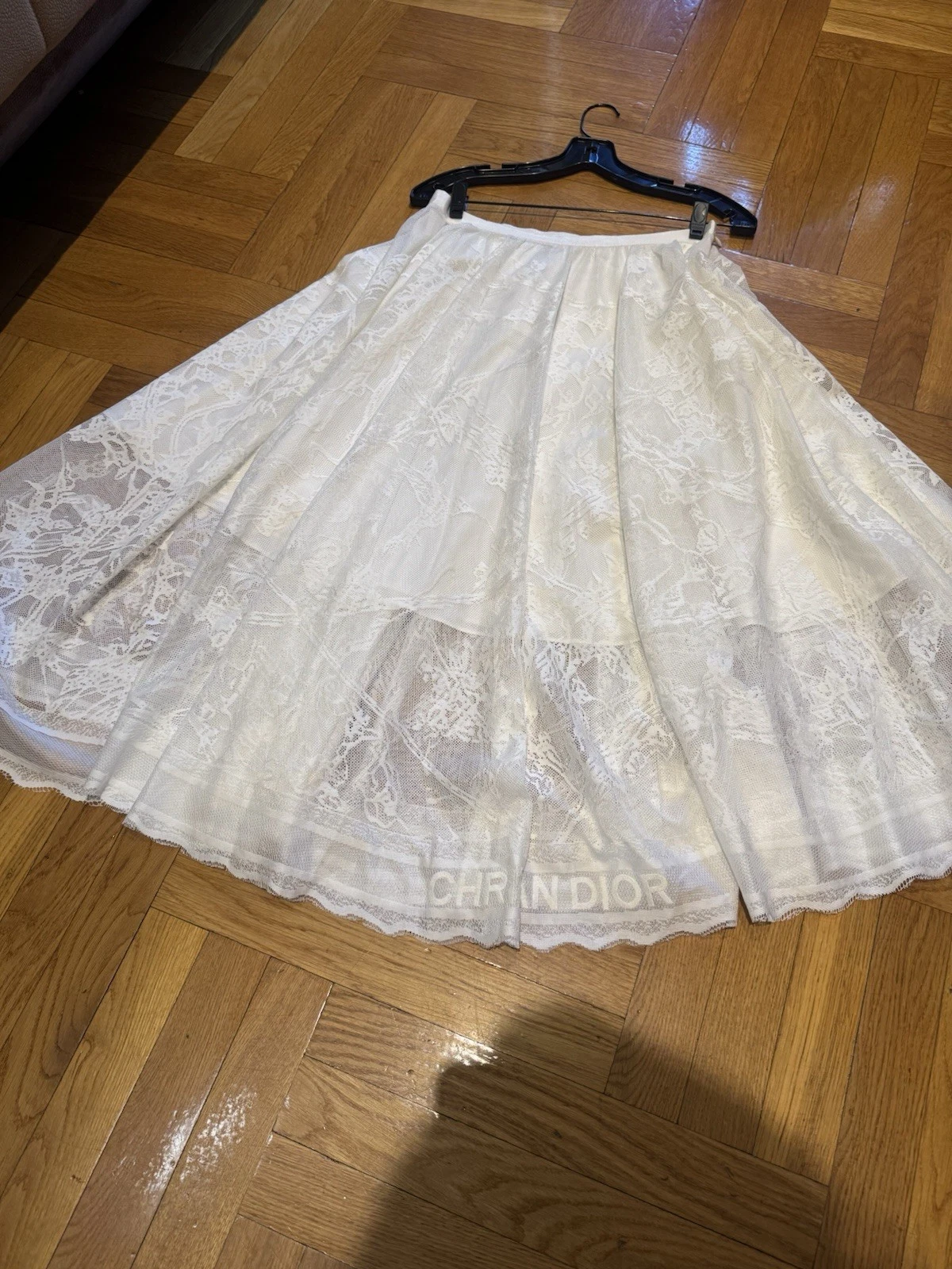 Dior — Ivory Lace Circle midi Skirt. Sz M