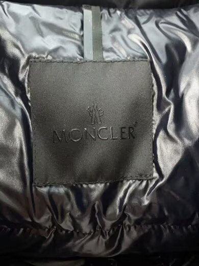 MONCLER Down Jacket/ Size 3/ Polyester/ Red/ H209… - image 3