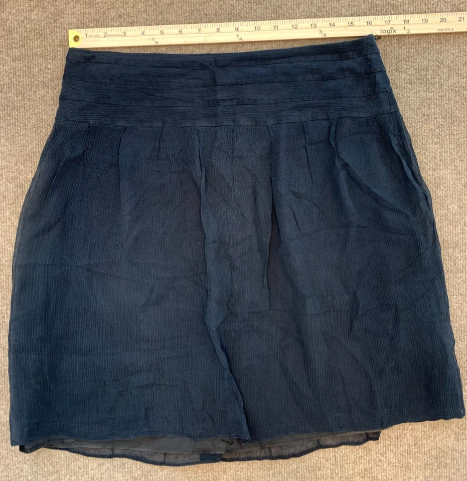 Falda Banana Republic para mujer 10 seda forrada de gasa línea A cremallera lateral crepé transparente Foto 4 de 4