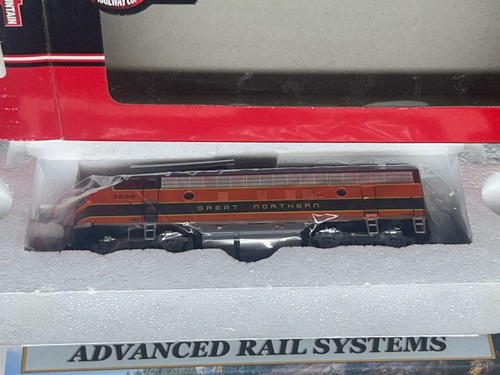 GREAT NORTHERN " EMPIRE BUILDER " F7 - A unit 363A- DC / DCC Ready HO Scale NEW - Picture 21 of 22